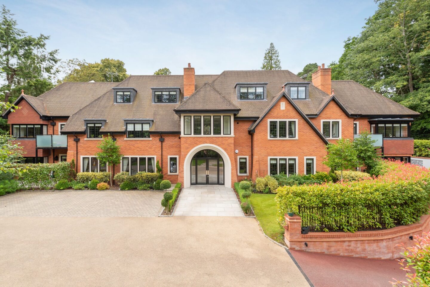 Birchcroft, Ascot