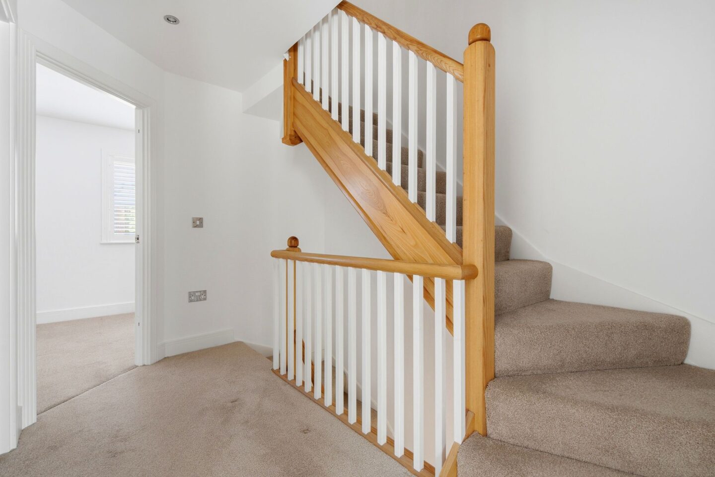 2HeathlandsPlace-15.jpg