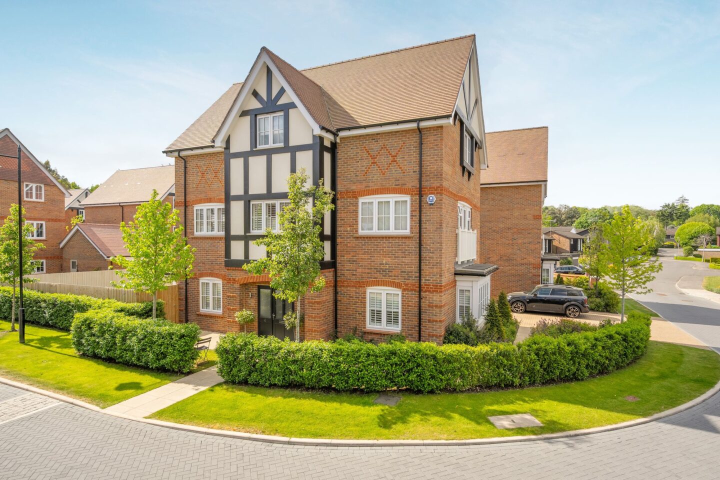 Martin Avenue, Sunninghill