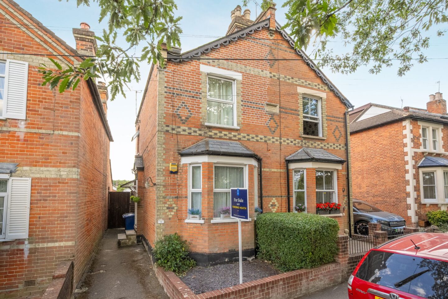 Bridge Road, Sunninghill