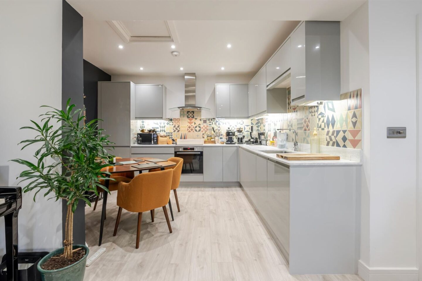 High Street, Sunninghill, SL5