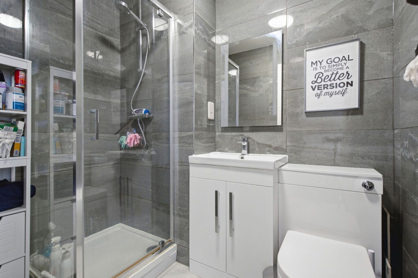 21VernonCourt-3.jpg