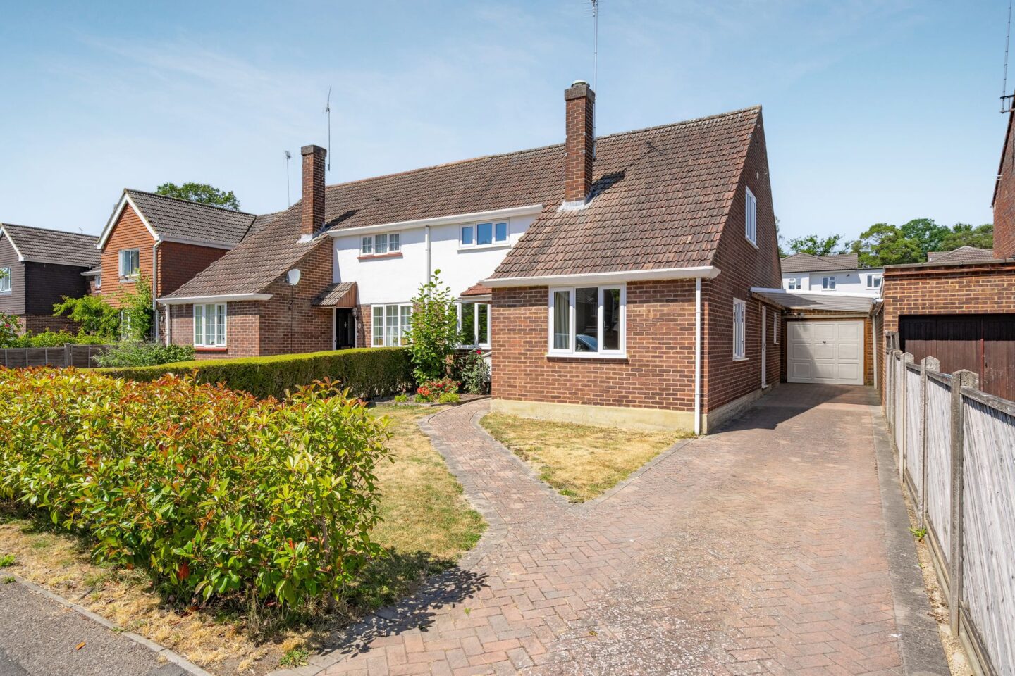 Jubilee Avenue, Ascot